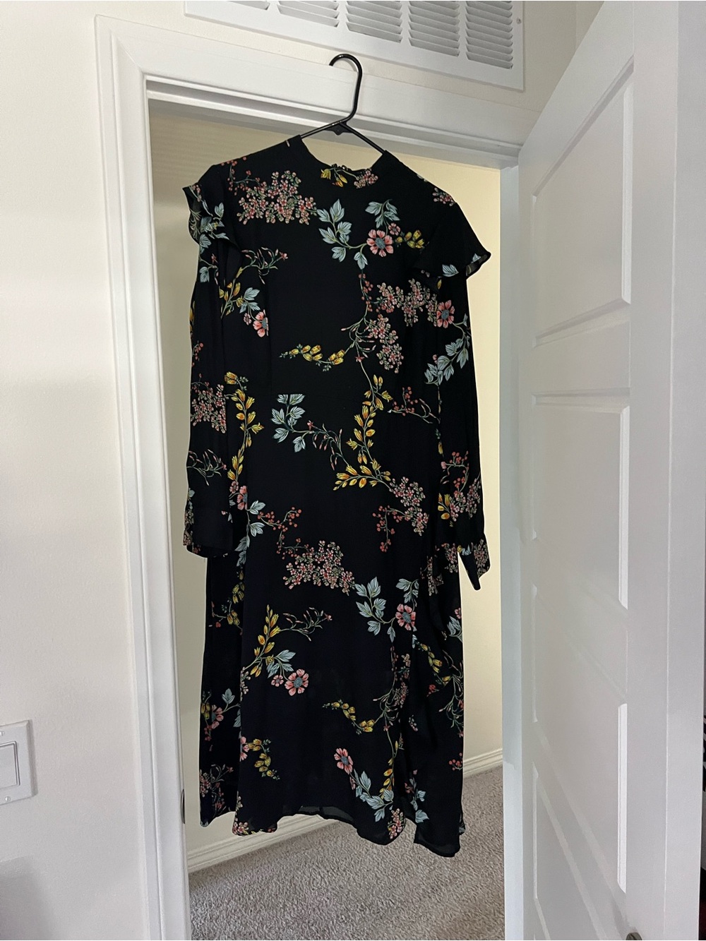 Black Floral Long Sleeve Women's Dress - Picture 1 of 2